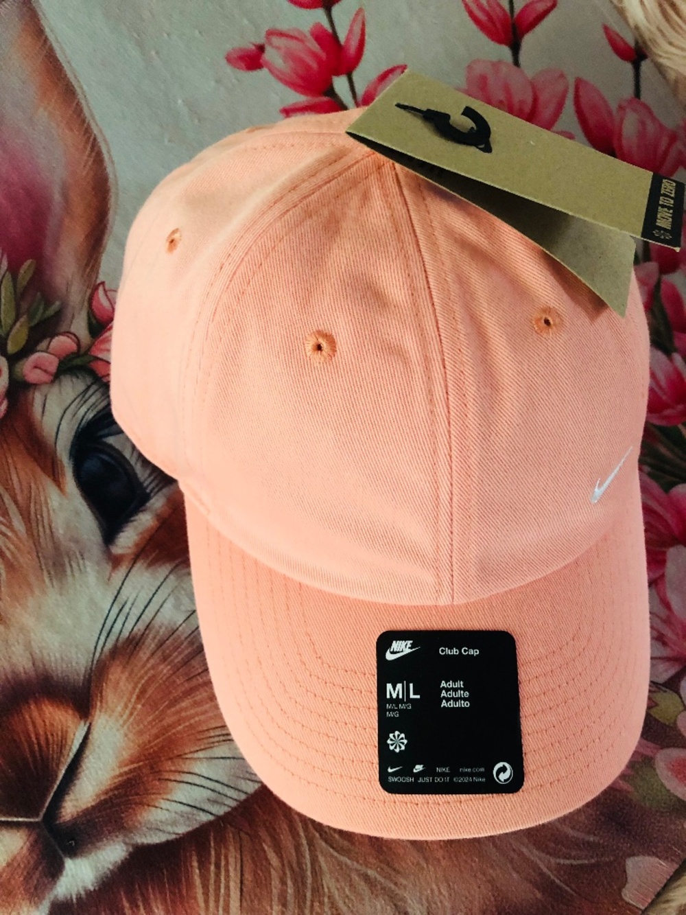 NWT Nike Women’s Club Cotton Adjustable Hat in Apricot SZ M/L